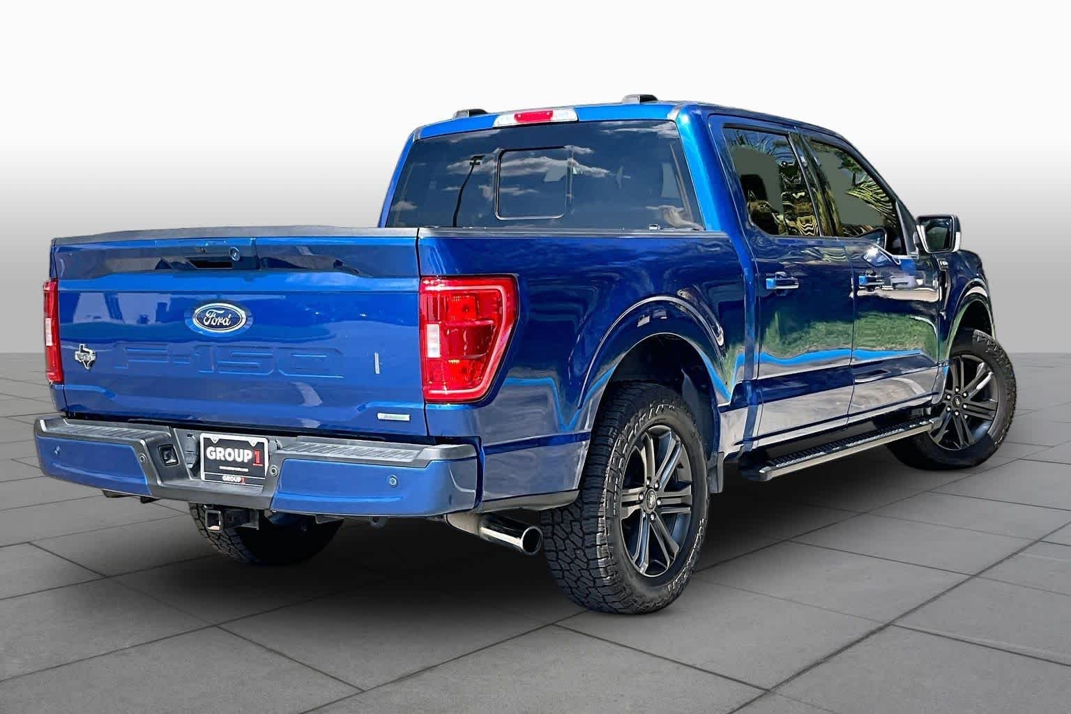 Used 2022 Atlas Blue Metallic Ford XLT image 12