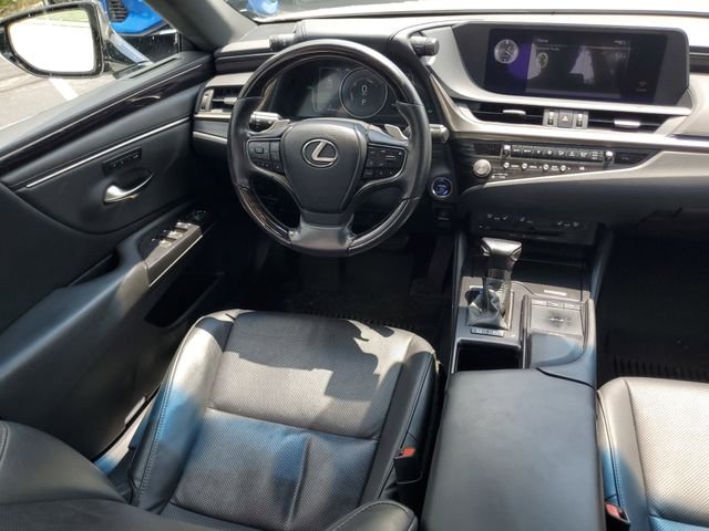 2021 Lexus ES Hybrid 300h - Photo 13