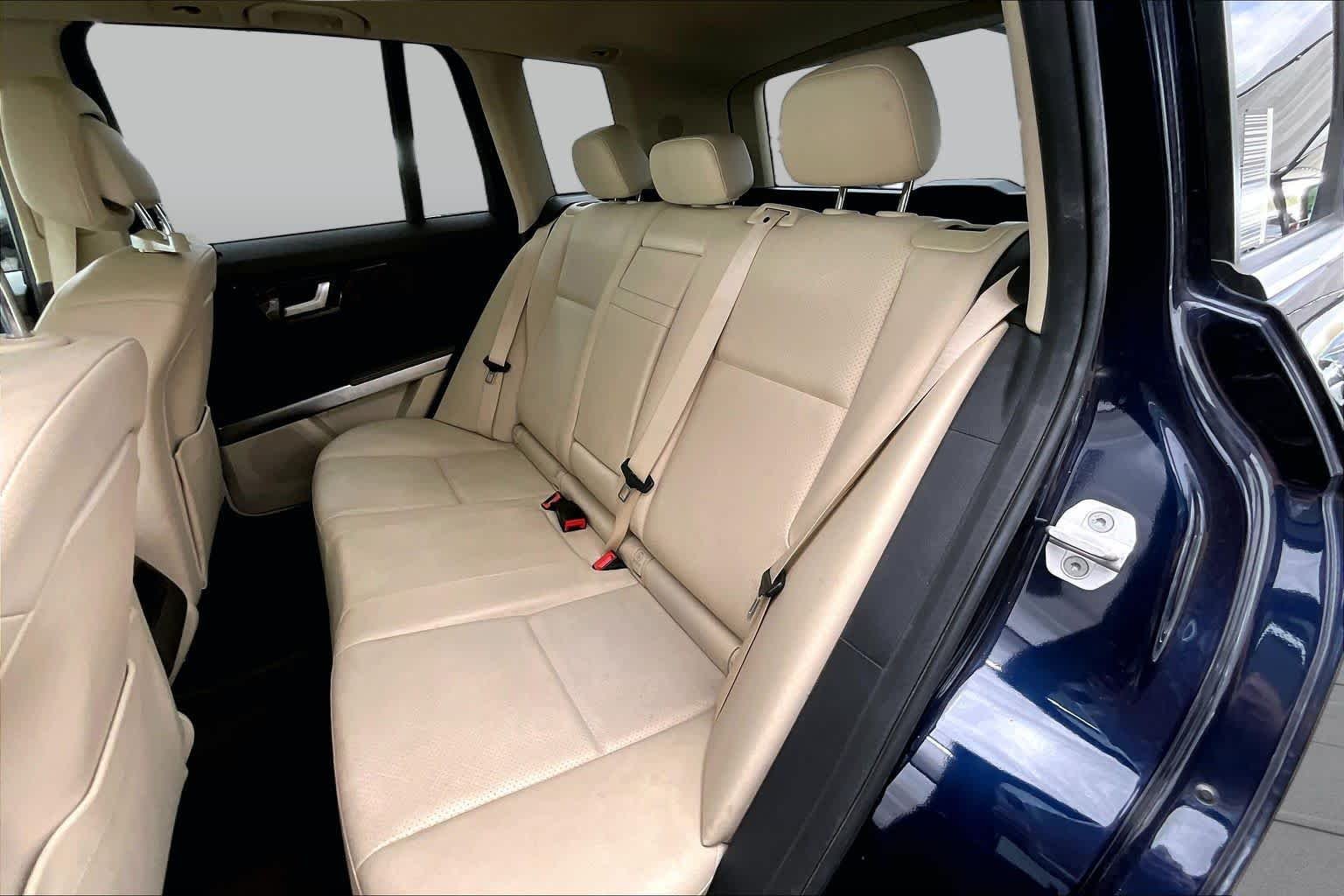 Used 2015 Lunar Blue Metallic Mercedes-Benz GLK 350 image 21