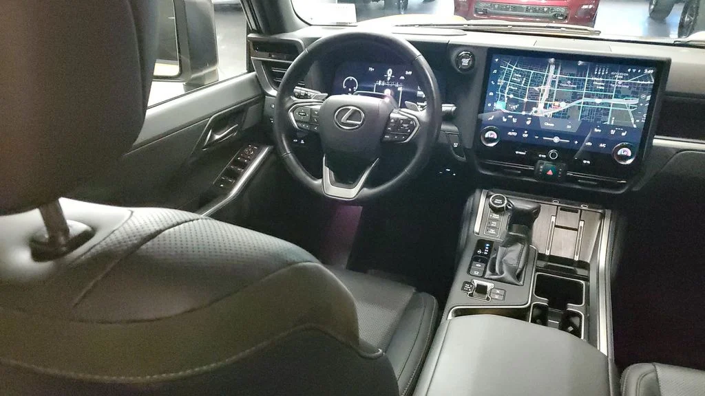 Used 2024 Black Lexus 550 Overtrail+ image 12