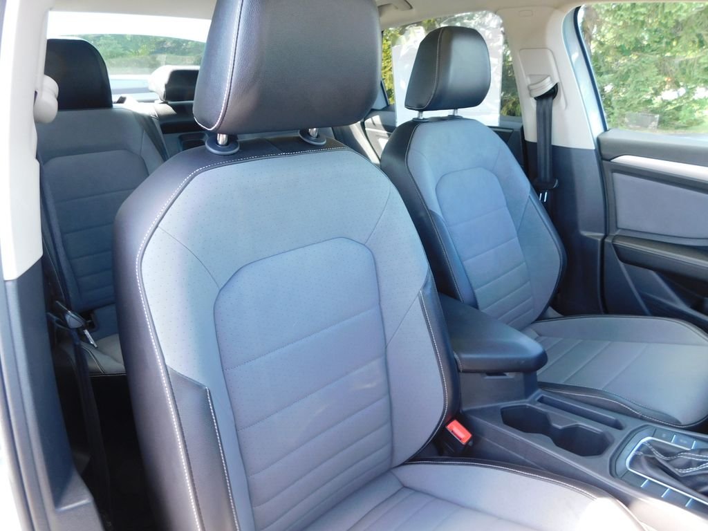 Used 2025 Monterey Blue Volkswagen 1.5T SE image 20
