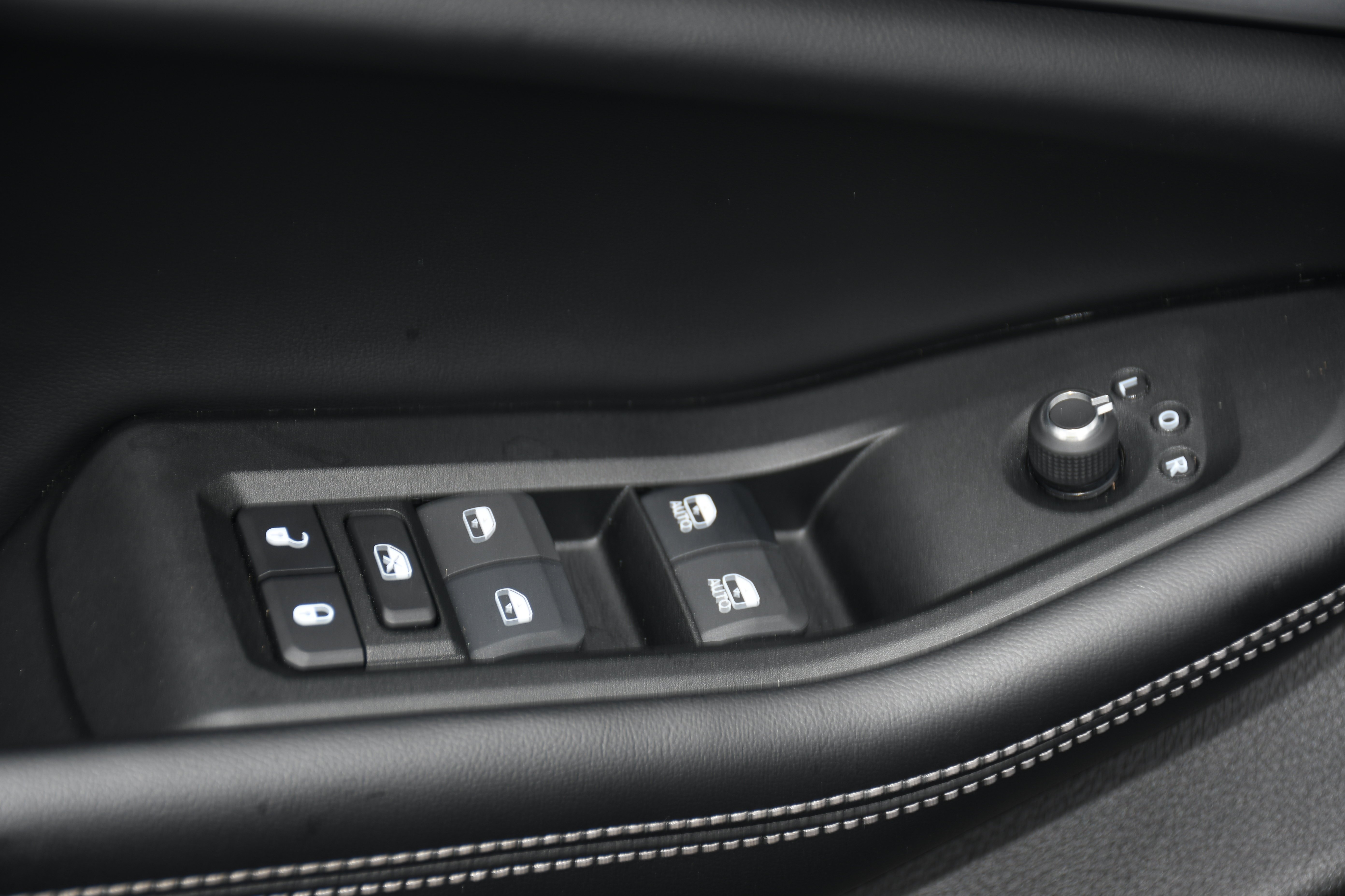 Used 2024 Black Jeep Limited image 11