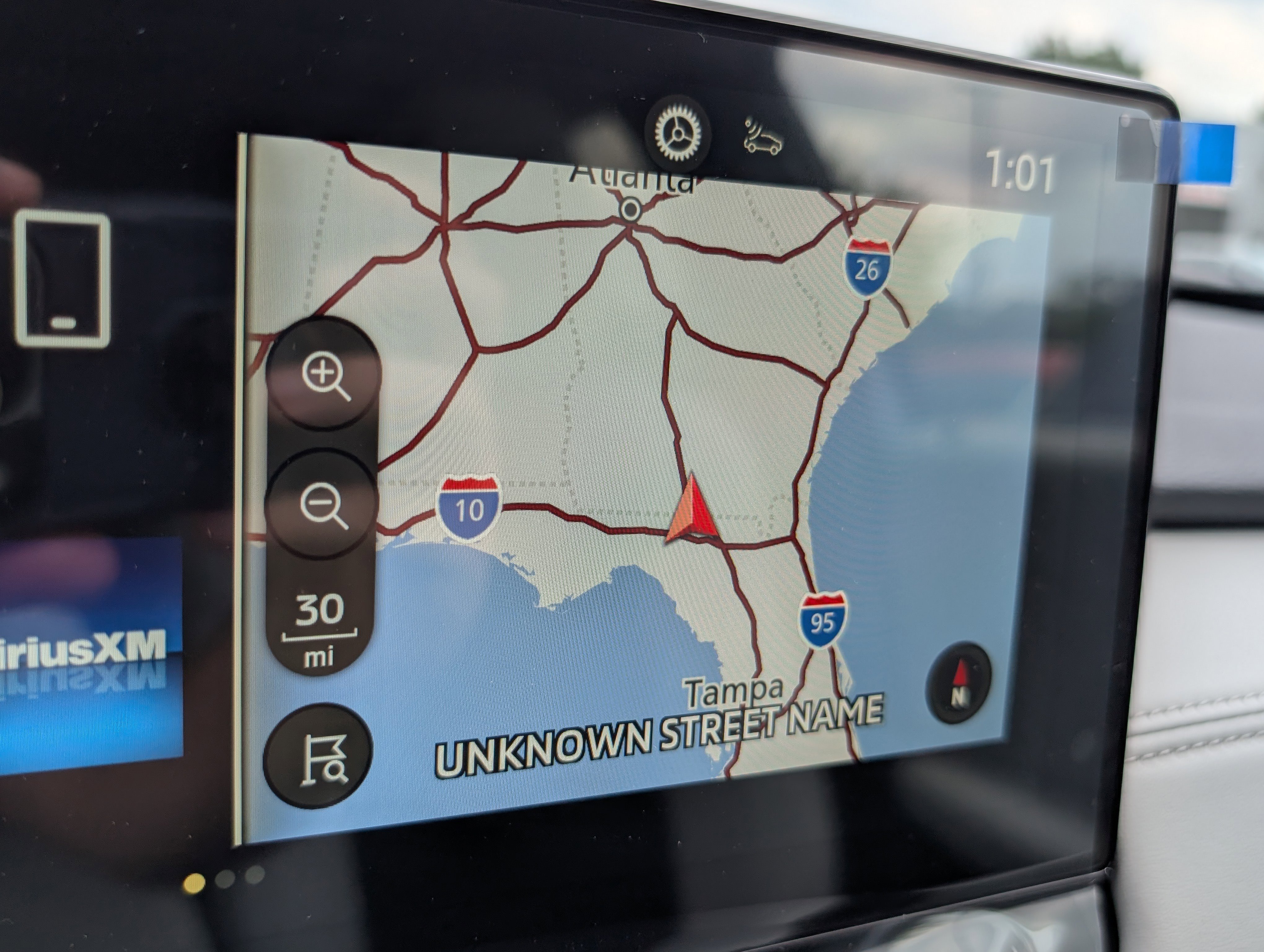 Used 2025 White Diamond Mitsubishi SE image 41