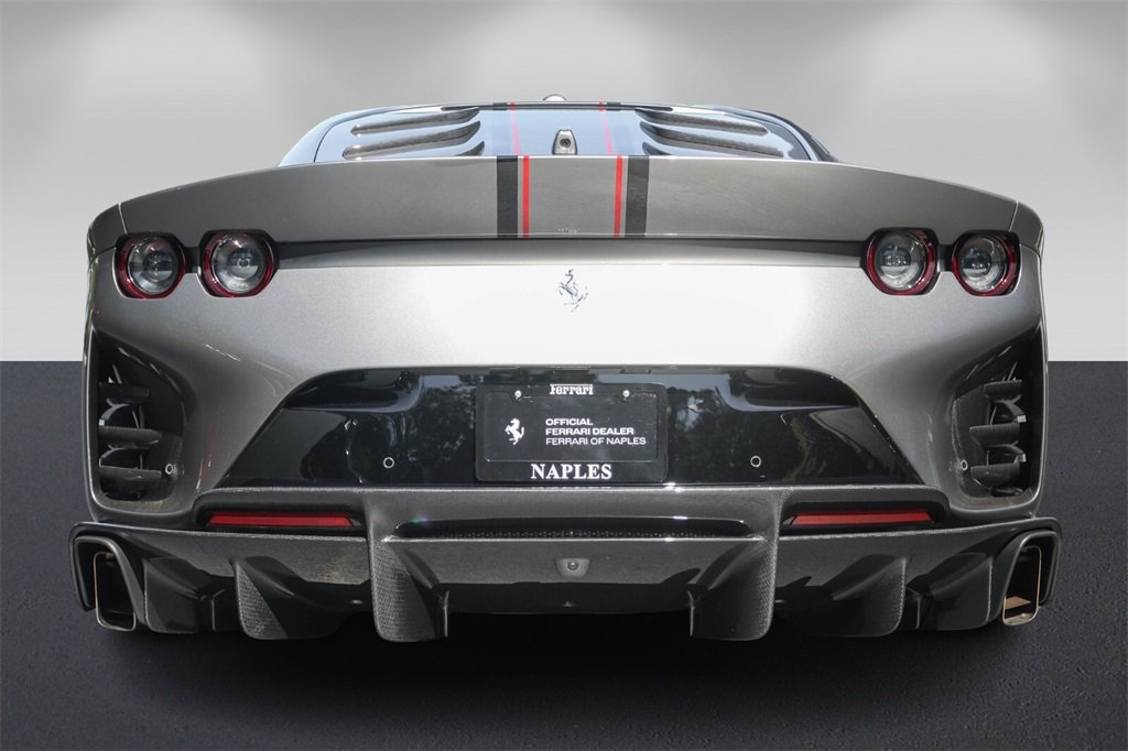 2022 Ferrari 812 Competizione photo 4