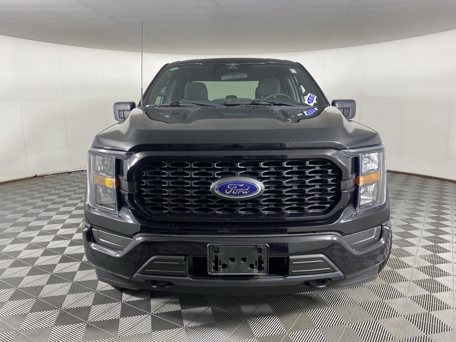 Used 2023 Agate Black Ford XL image 11