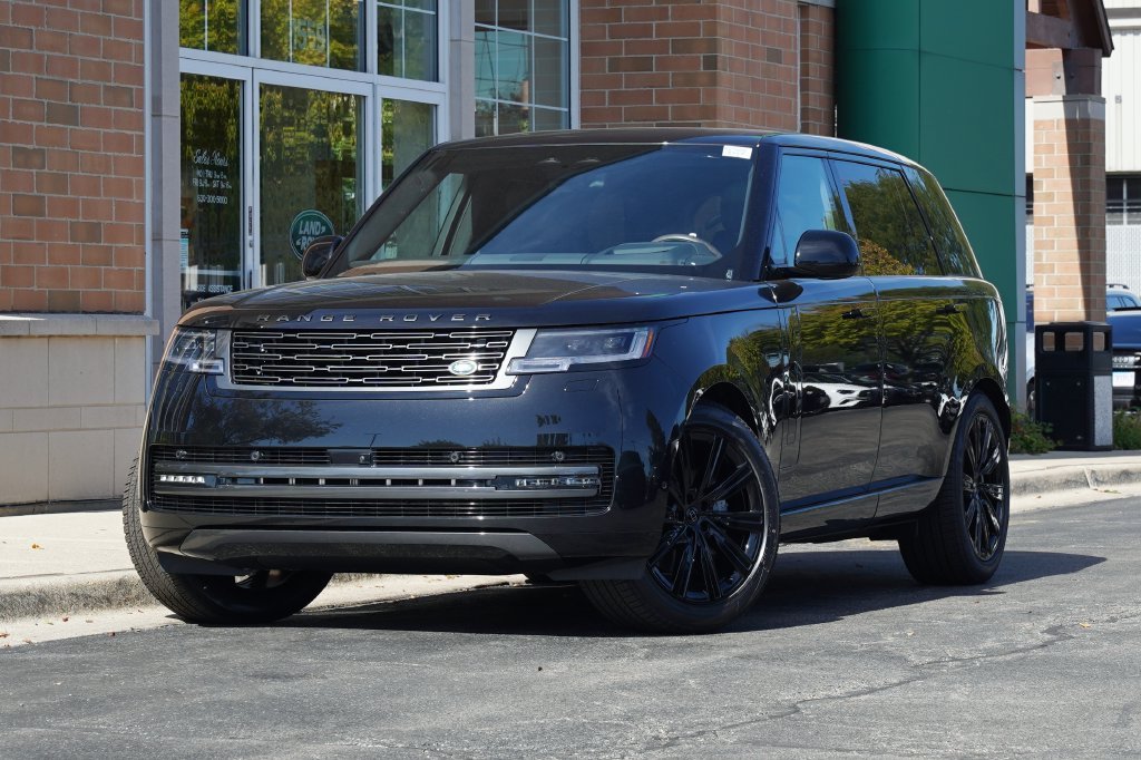New 2027 Santorini Black Land Rover SE image 1