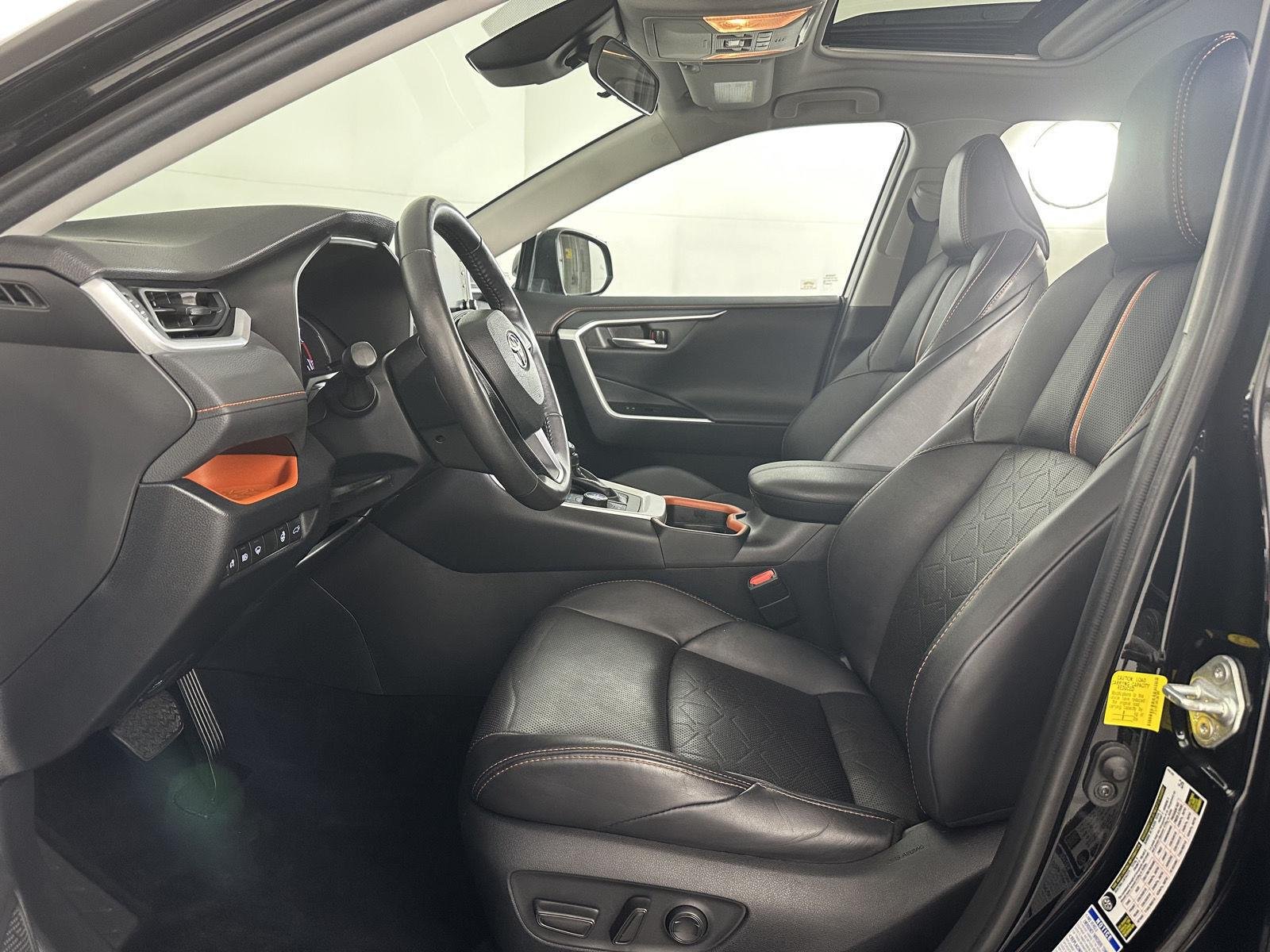 Used 2019 Midnight Black Metallic Toyota Adventure image 37