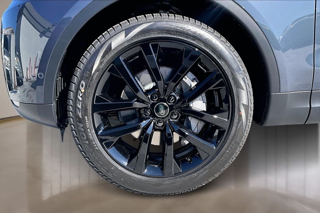 New 2026 VARESINE BLUE Land Rover S image 14