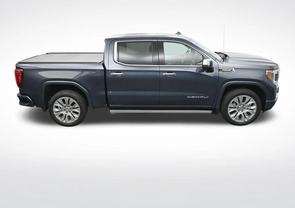 Used 2022 Blue GMC Denali image 23