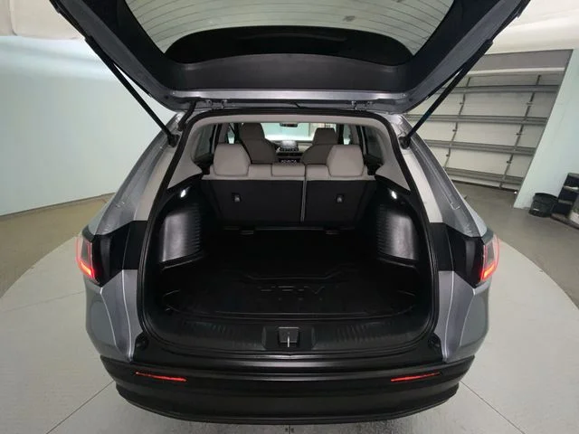 Used 2023 Silver Honda LX image 22