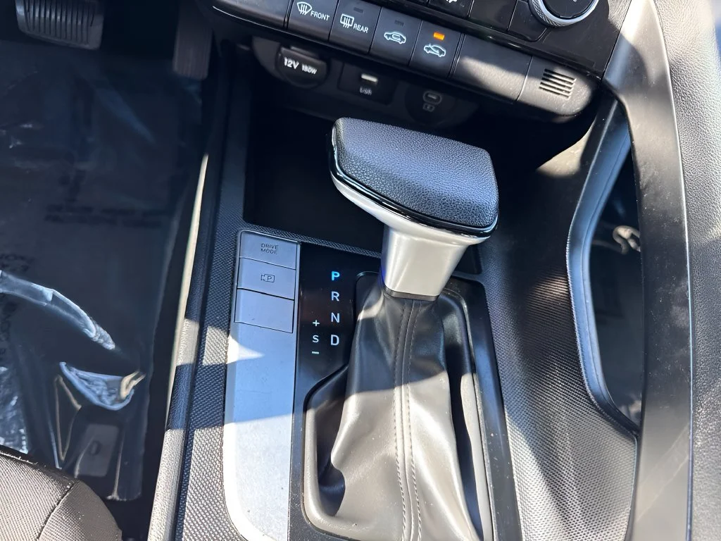 Used 2024 Gray Hyundai SEL image 11
