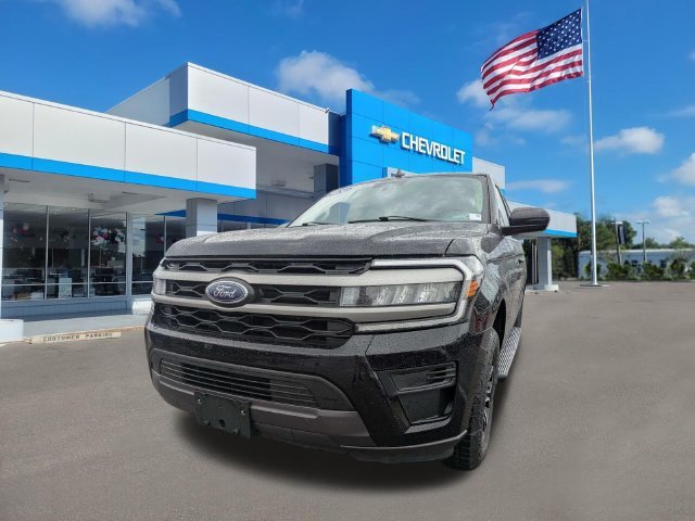 Used 2024 Black Metallic Ford XLT image 8