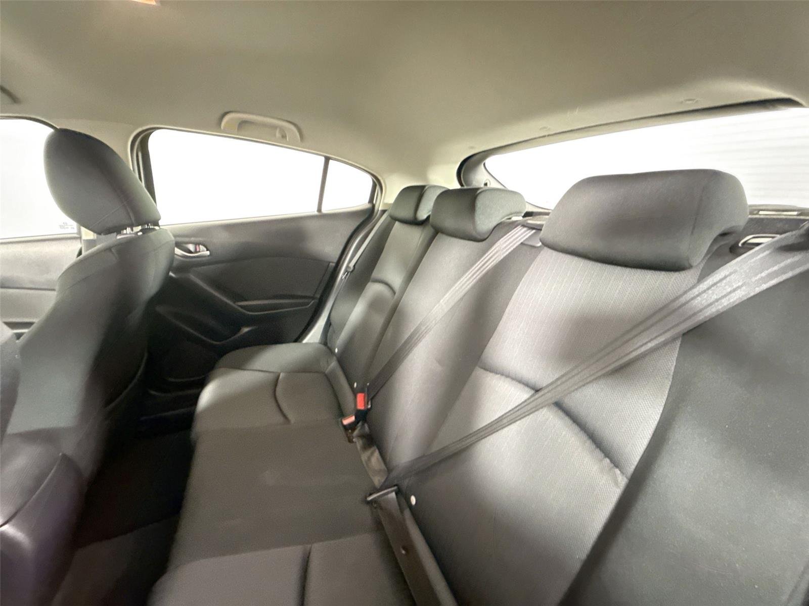 Used 2015 Meteor Gray Mica Mazda i Sport image 27