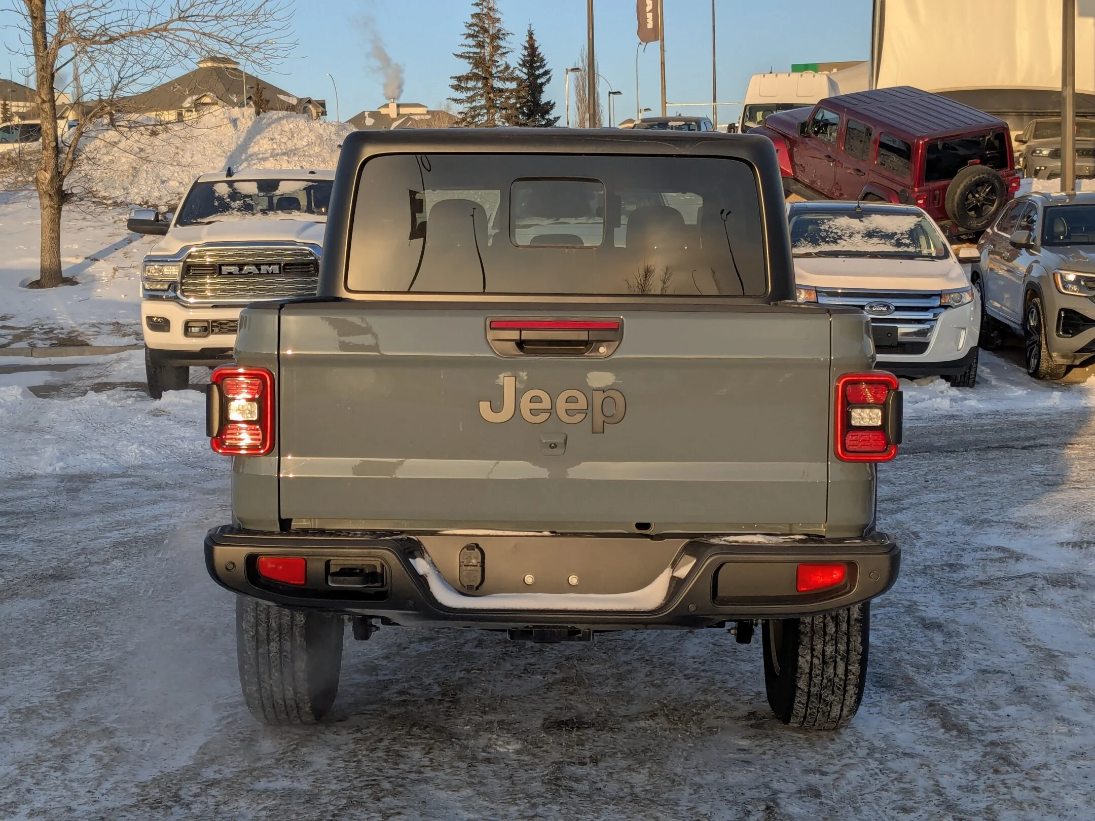 New 2026 Dark blue Jeep Sport S - - 4x4 - Safety Group - LED Lighting Group - Heated Seats & Steering & More! image 7