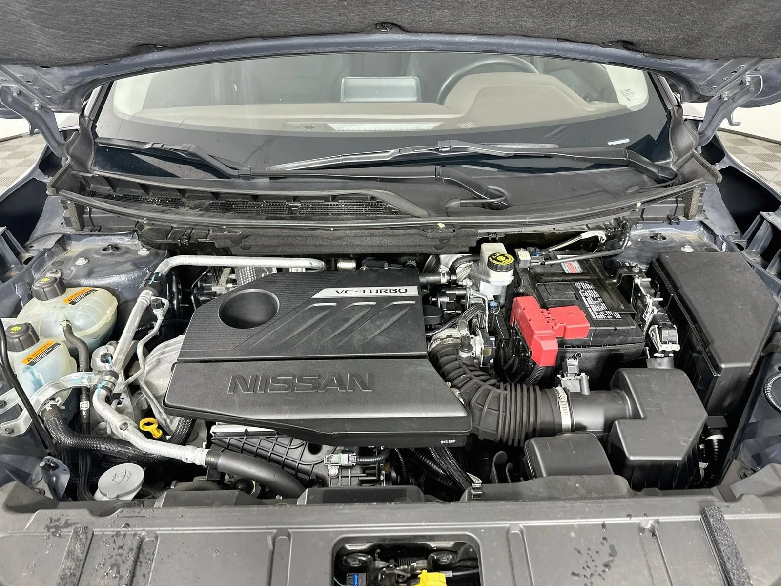 Used 2023 Gray Nissan S image 29