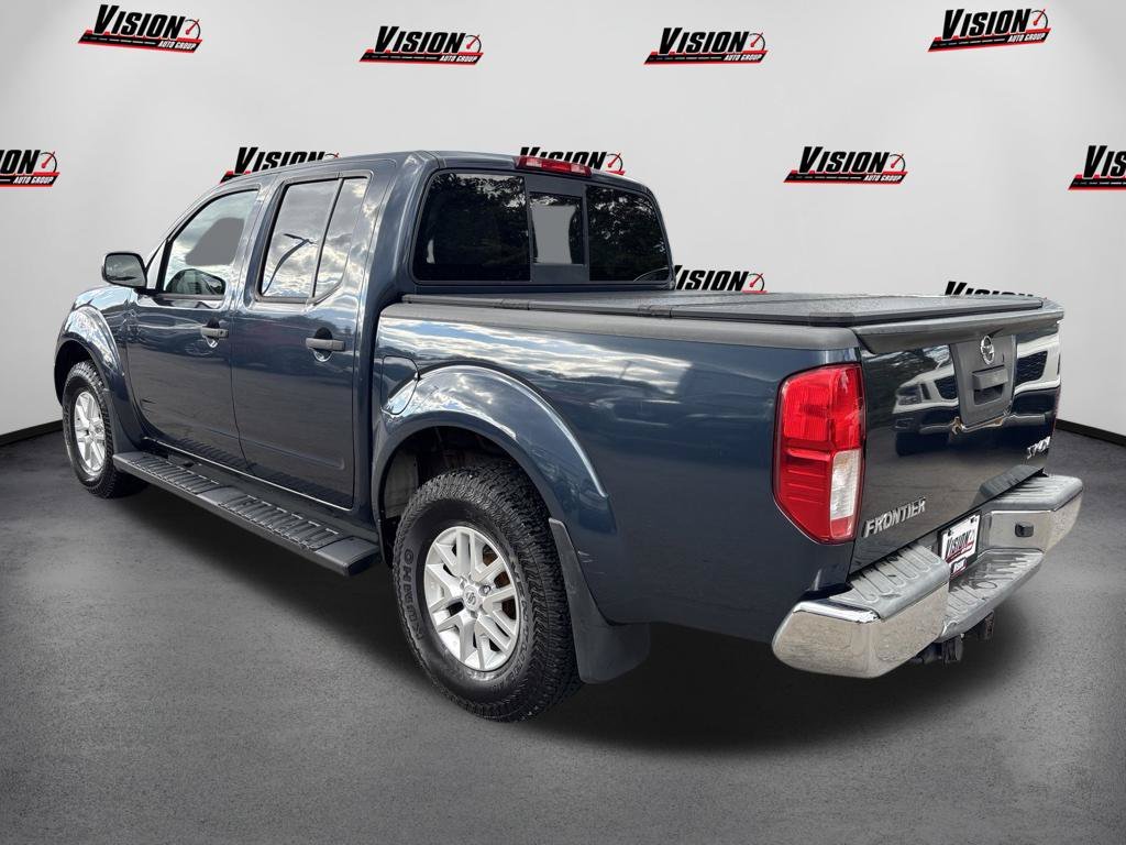 Used 2019 Blue Nissan SV image 7