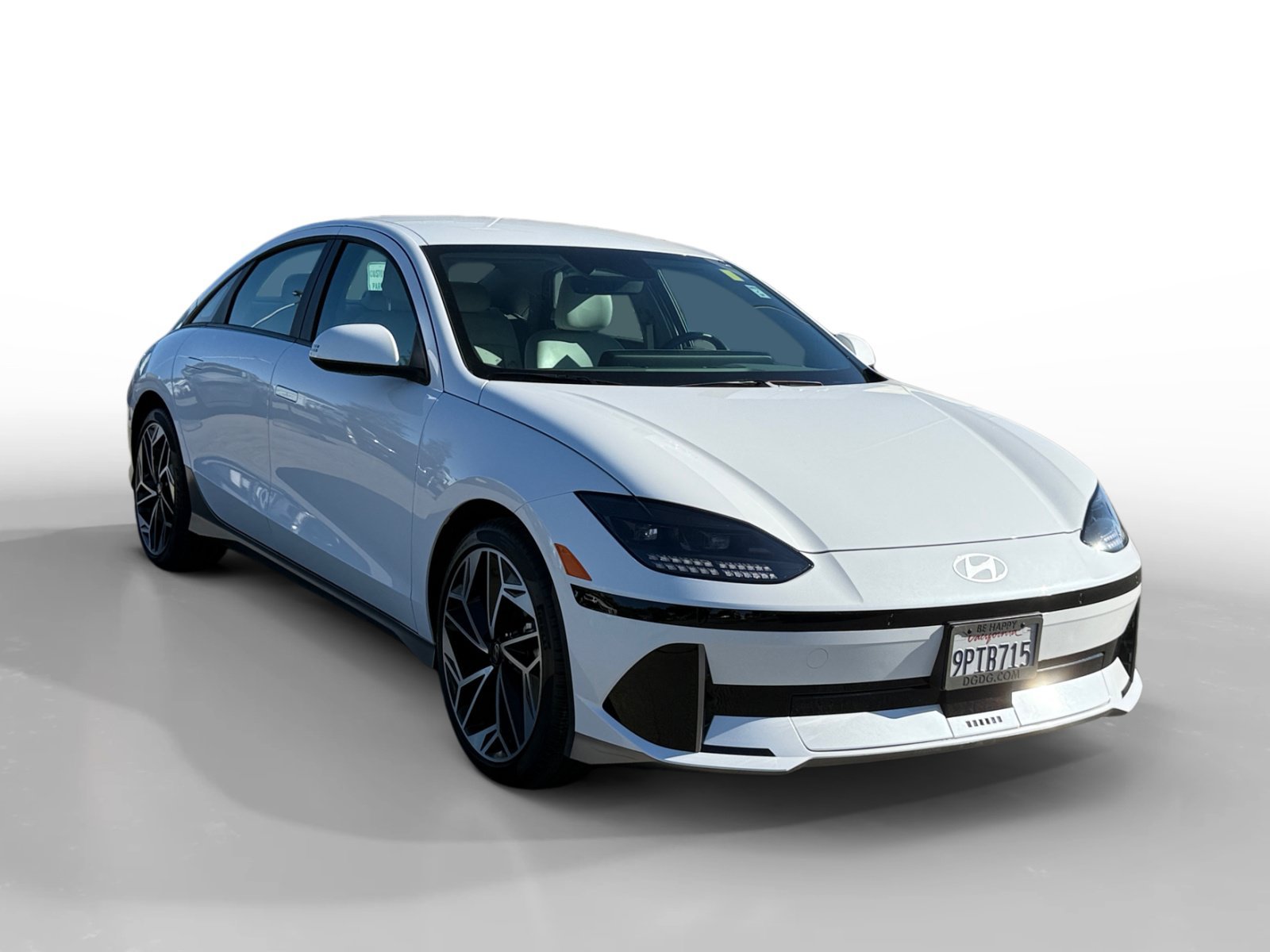Certified Used 2025 Serenity White Hyundai SEL image 7