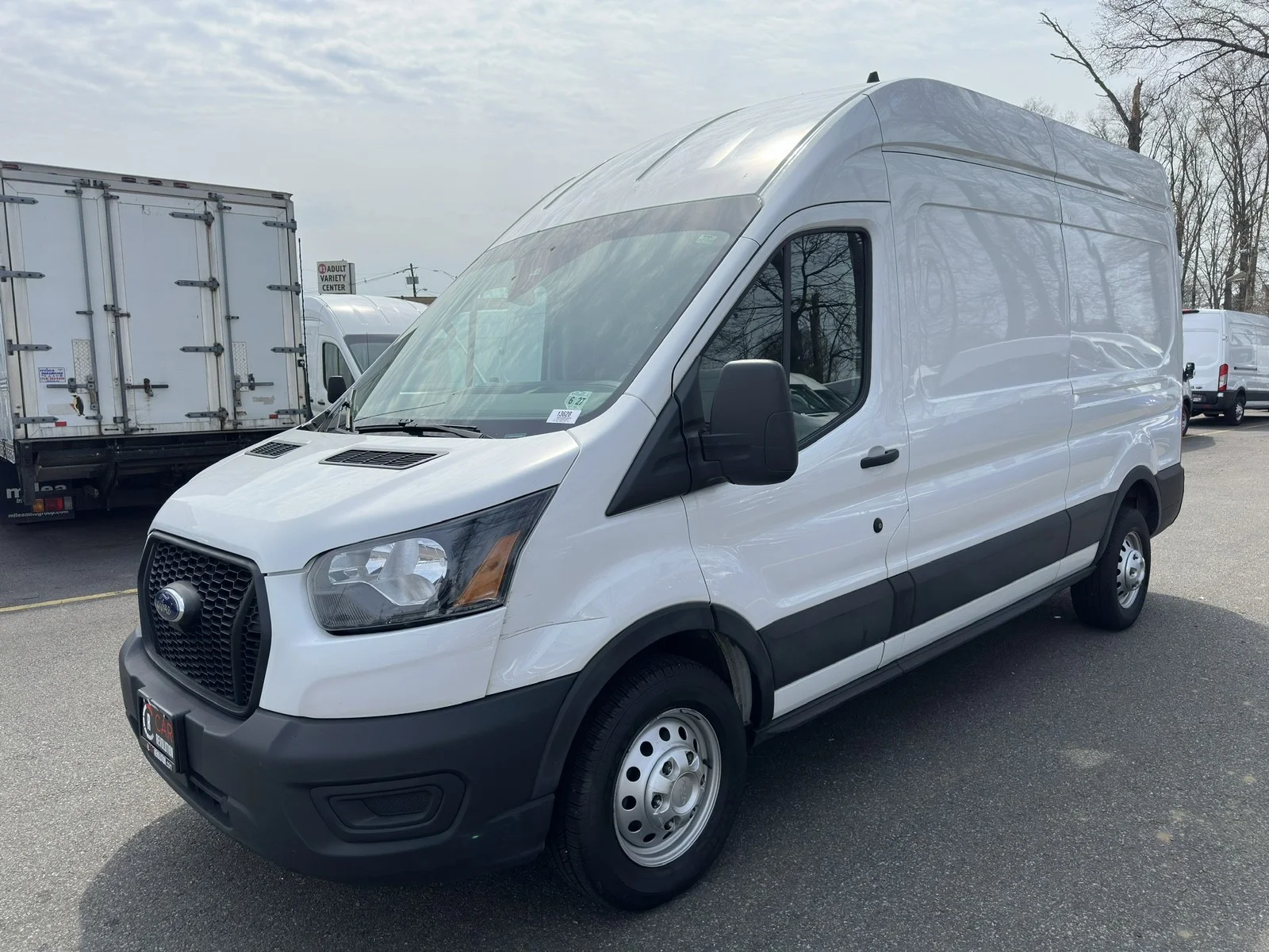 Used 2022 Oxford White Ford T-250 148