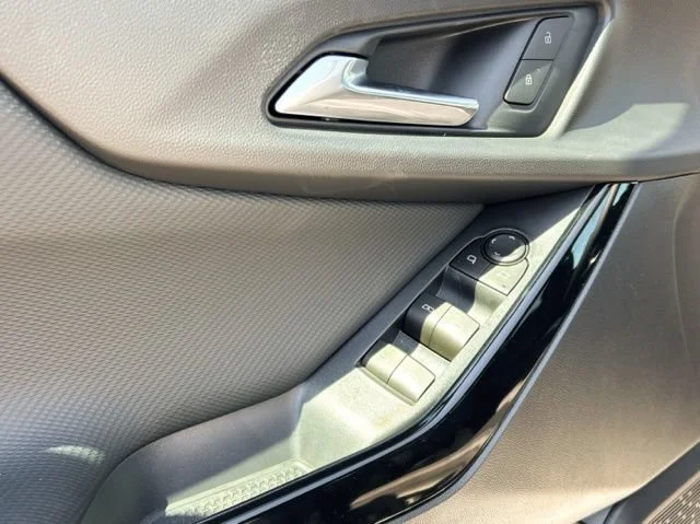 2026 Chevrolet Equinox LT - Photo 25