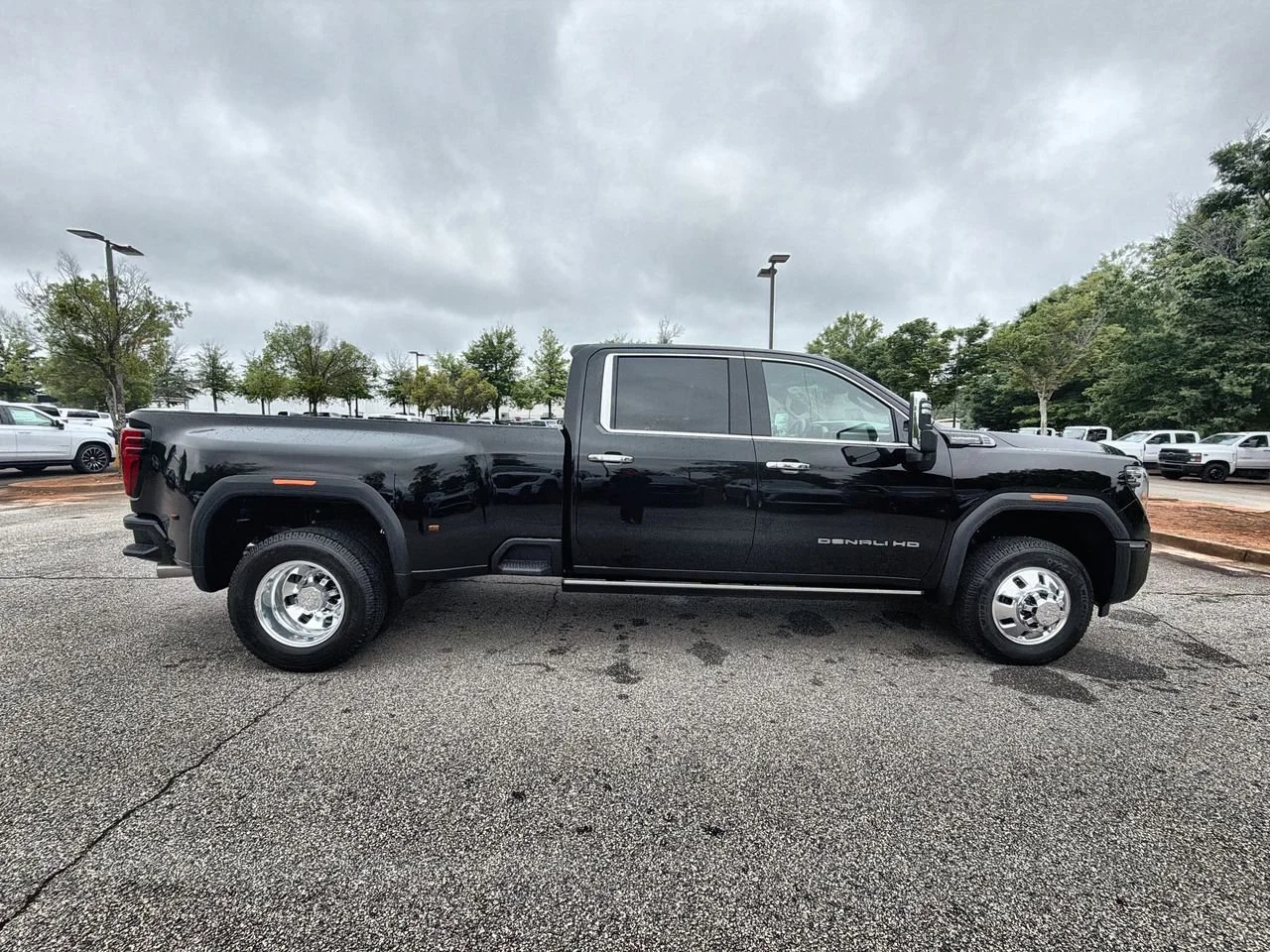 New 2026 Onyx Black GMC Denali Ultimate DRW image 9
