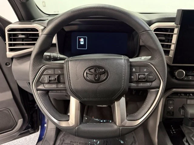 Used 2025  Toyota Limited image 18