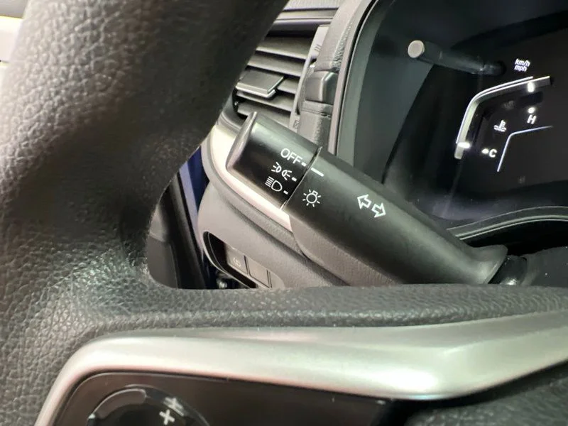 Used 2018  Honda LX image 21