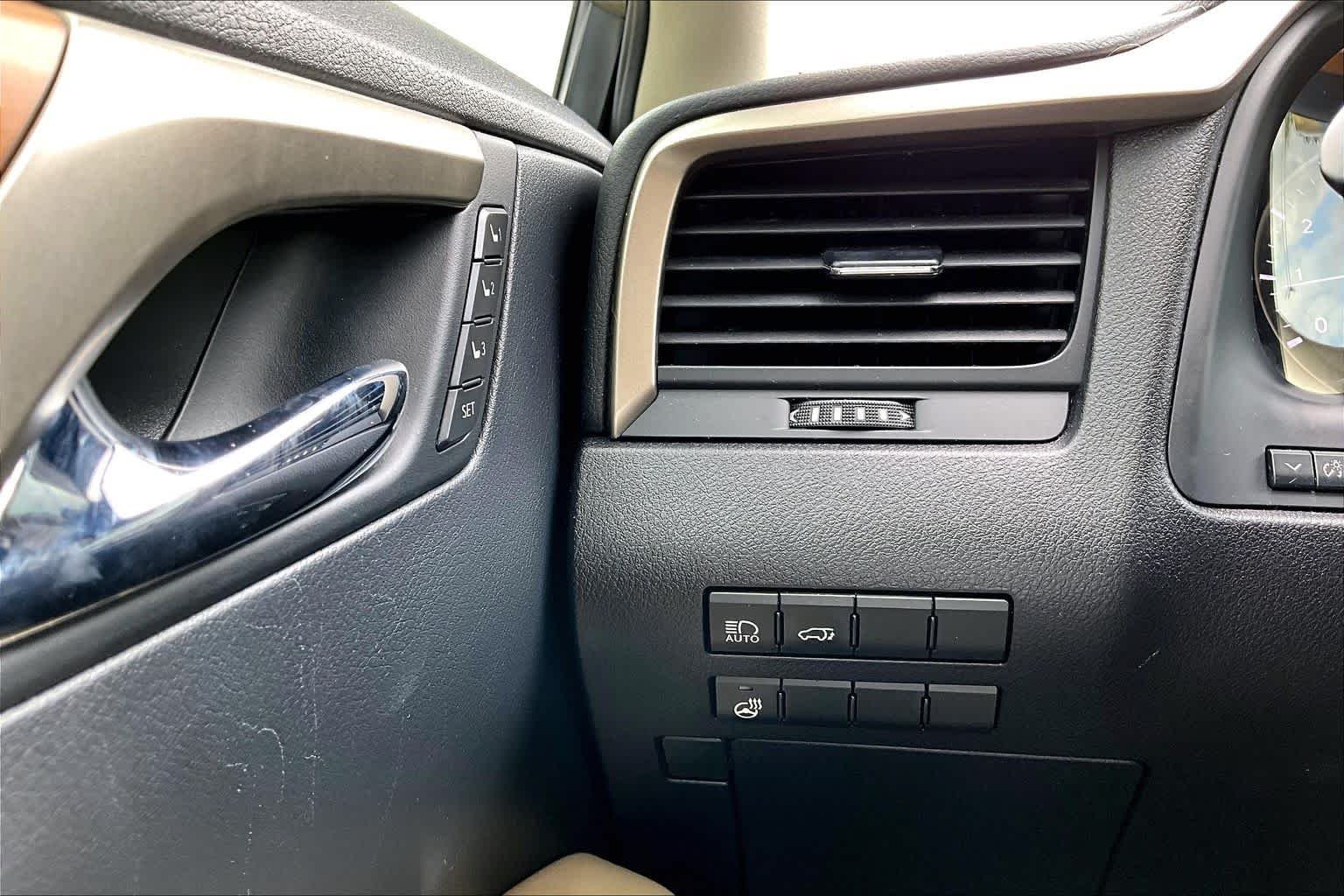 Certified Used 2022 EMINENT WHITE PEARL Lexus  image 36