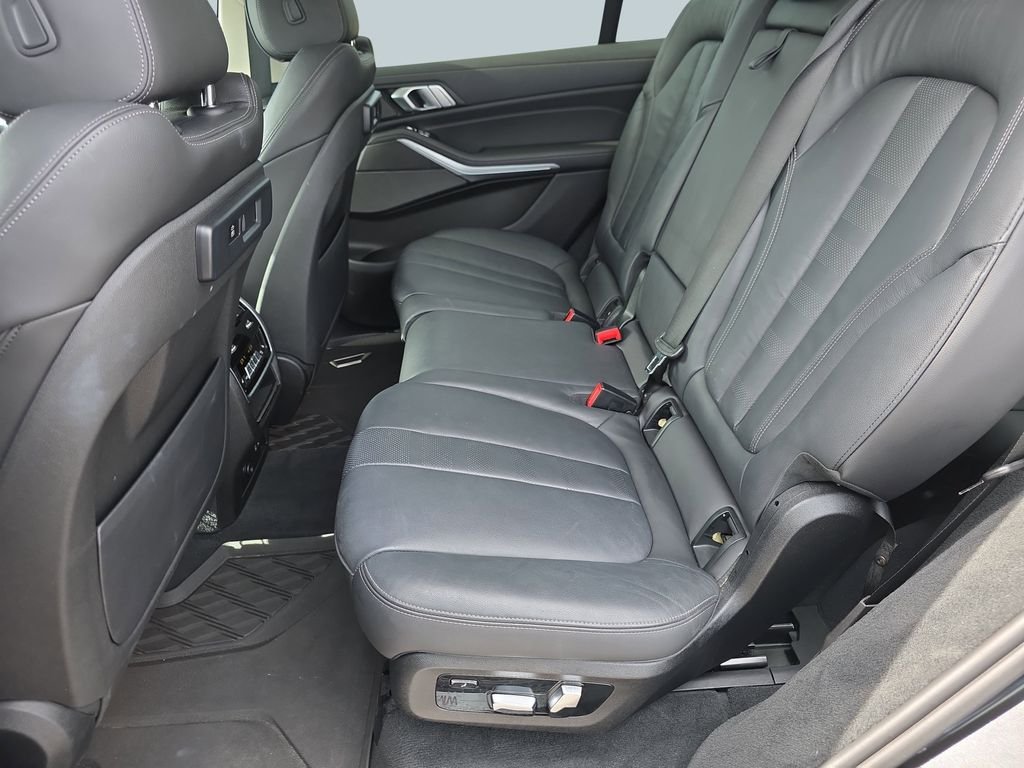 2020 BMW X7 40i - Photo 32