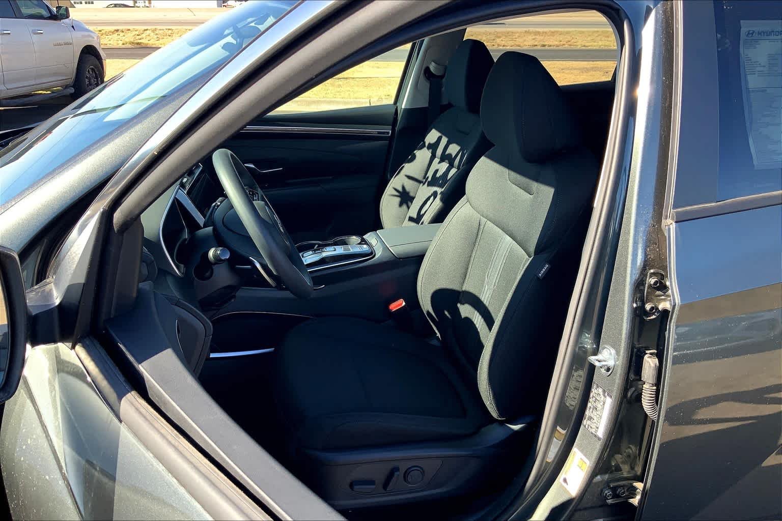 Used 2024 Amazon Gray Hyundai Blue image 9