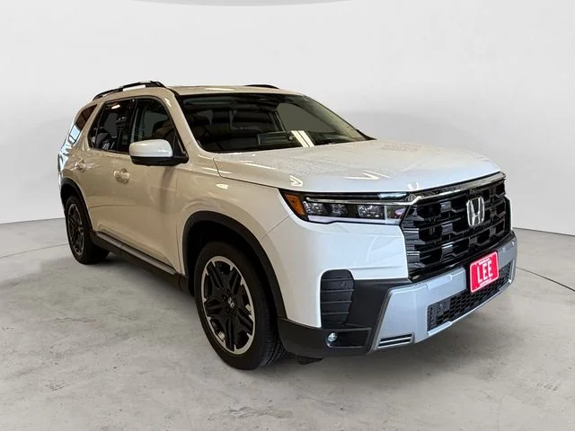 New 2026 White Honda Touring image 8
