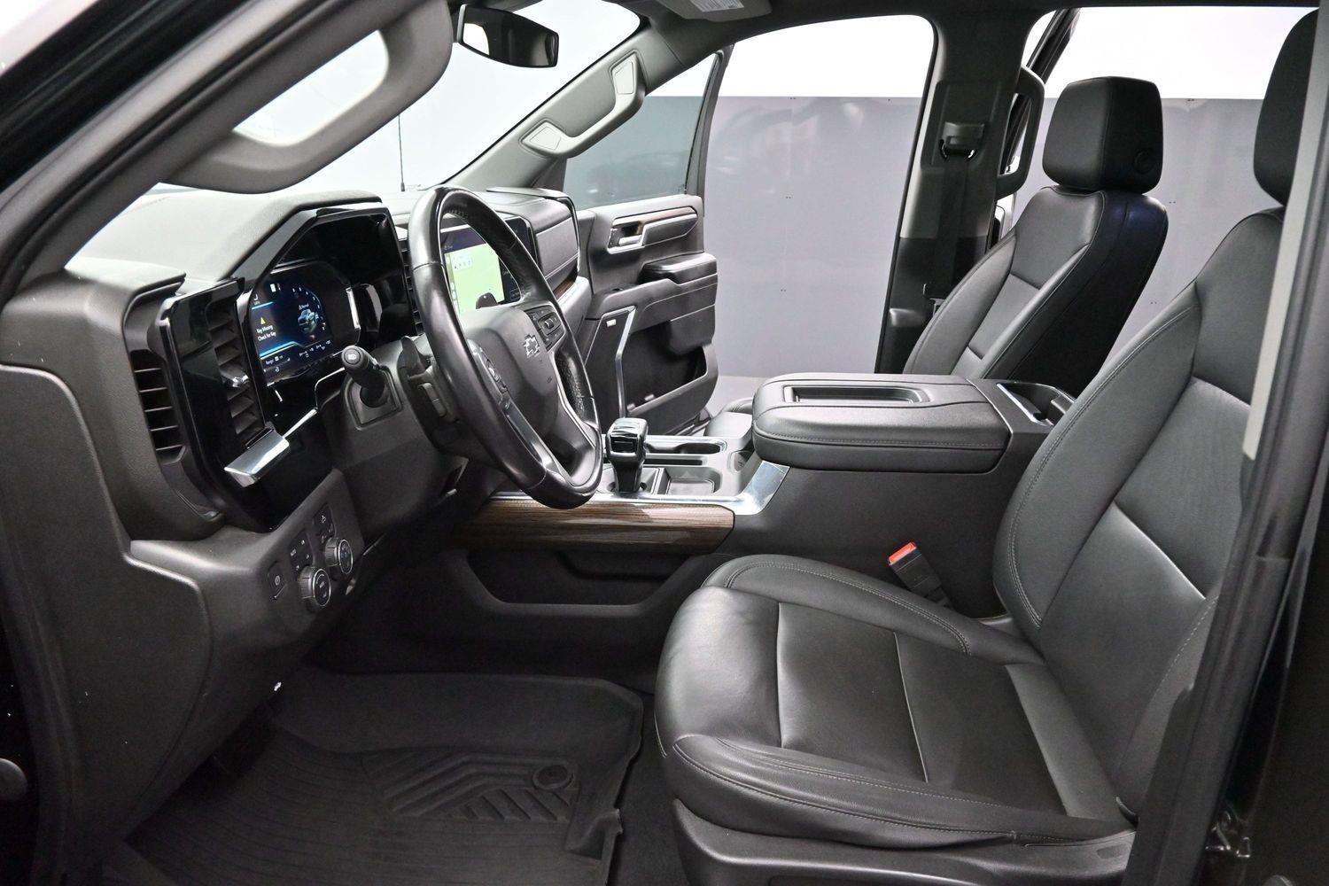 Used 2022 Black Chevrolet LT Trail Boss image 12