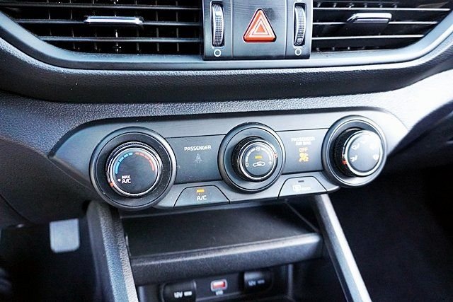 Used 2023 White Kia LX image 21