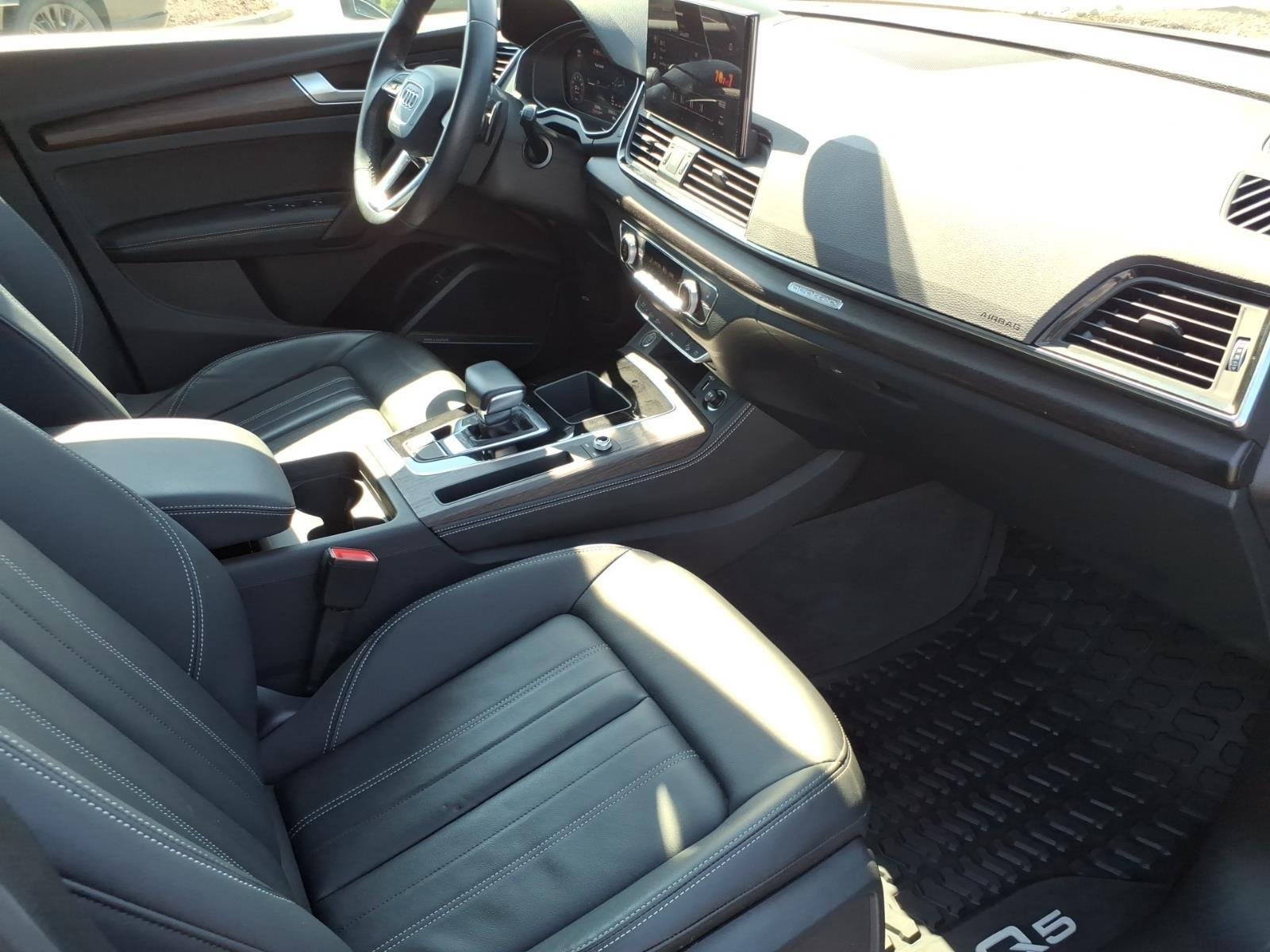 Used 2023 Florett Silver Metallic Audi S line Premium Plus image 26