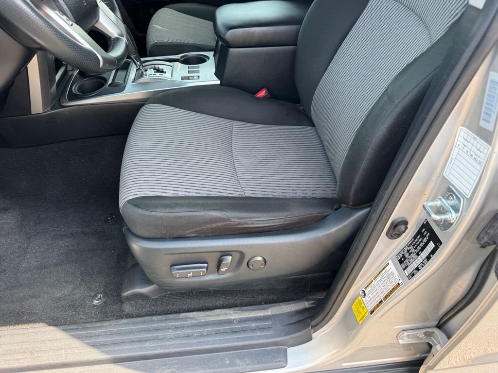 Used 2021 Silver Toyota SR5 image 6