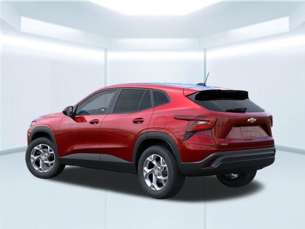 2026 Chevrolet Trax LS - Photo 6
