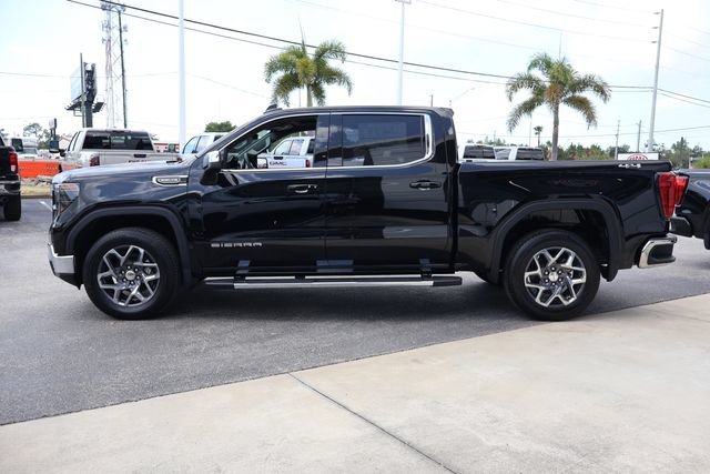 New 2026 Onyx Black GMC SLE image 5