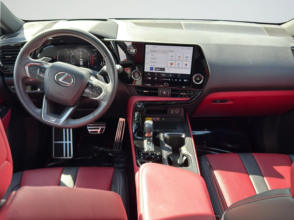 Used 2024 White Lexus 350 F SPORT Handling image 9