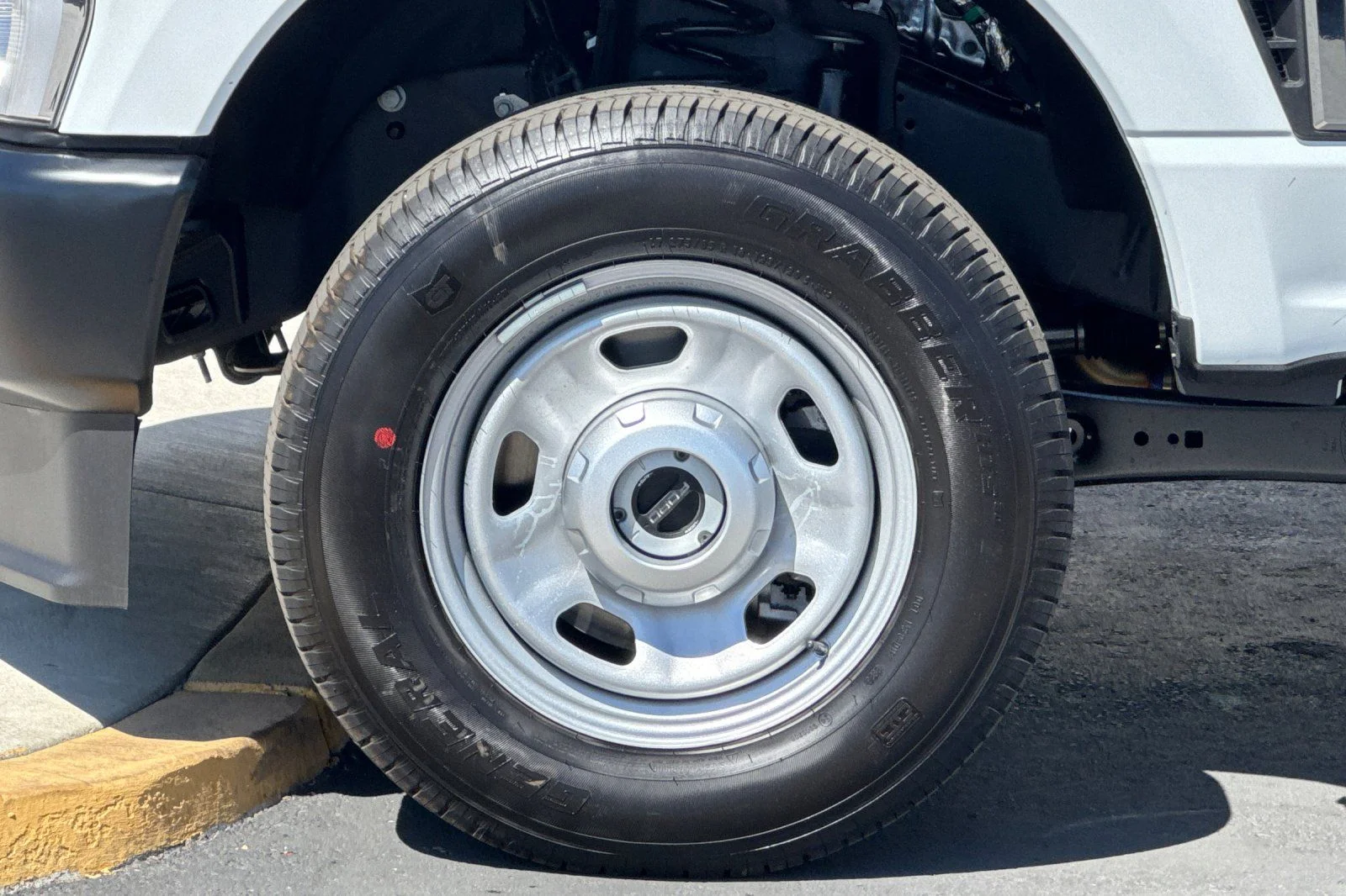 2026 Ford F-350 Super Duty Chassis Cab XL - Photo 21