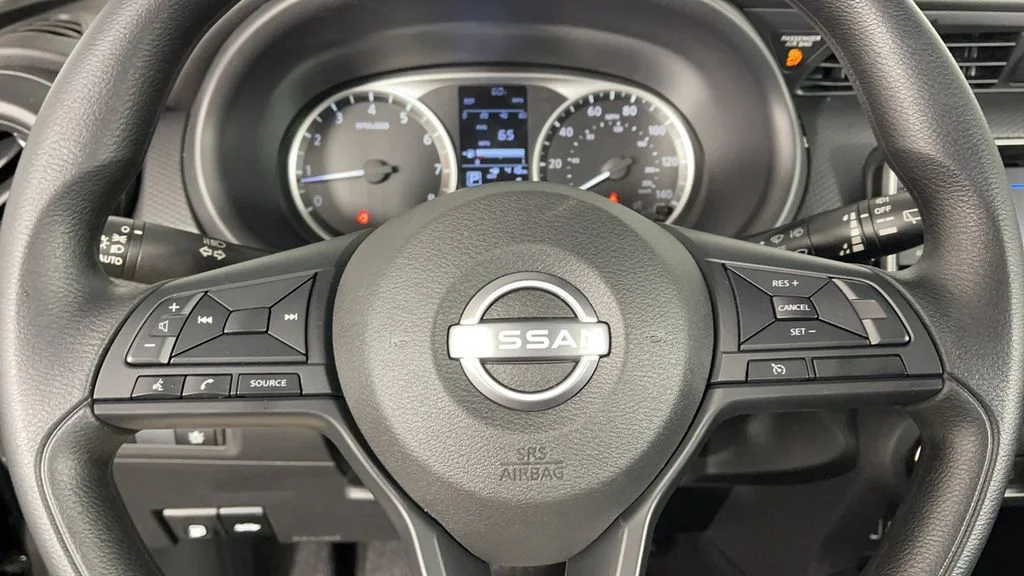 2025 Nissan KICKS PLAY Base - Photo 23