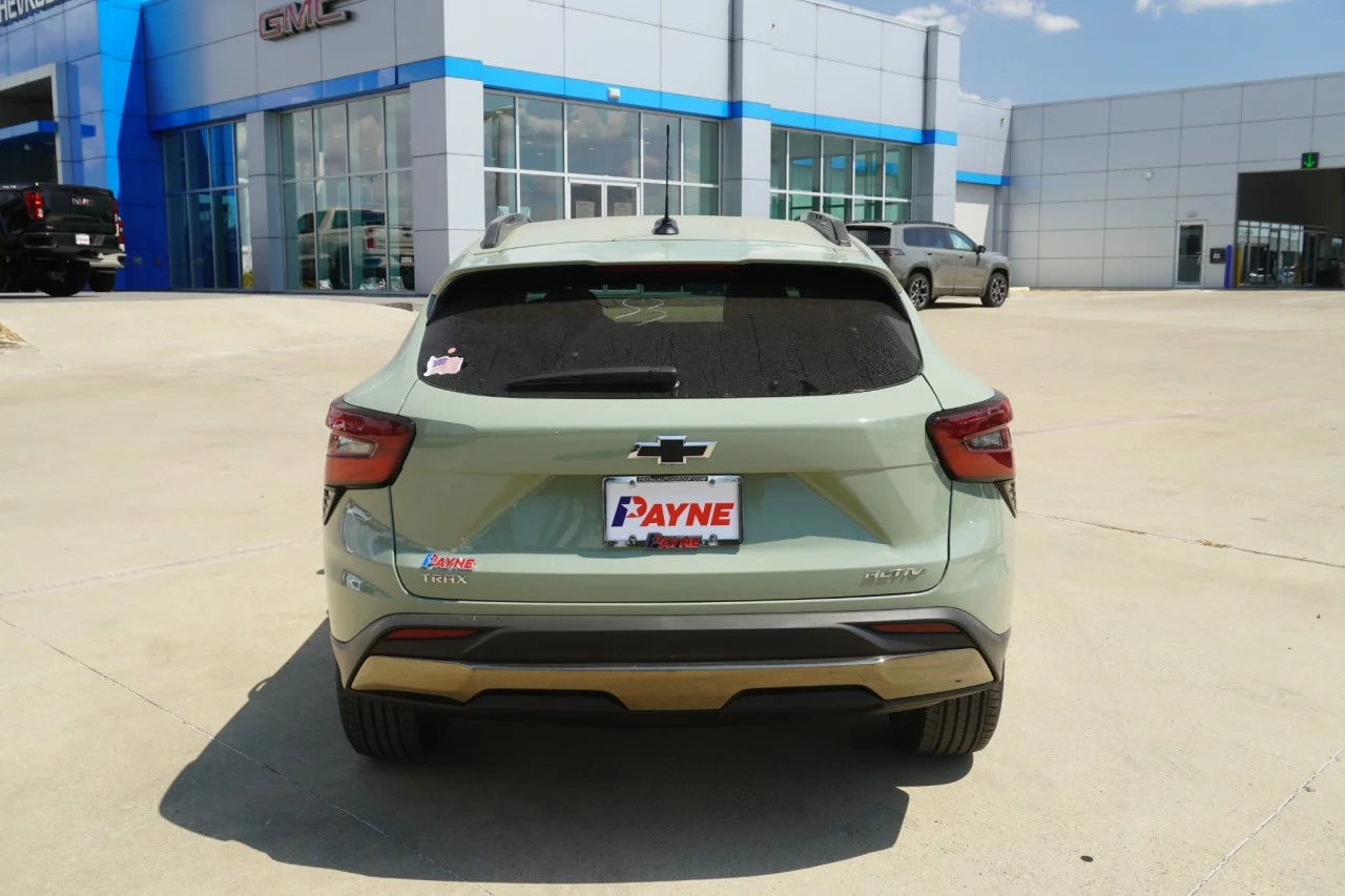 2026 Chevrolet Trax Activ - Photo 8