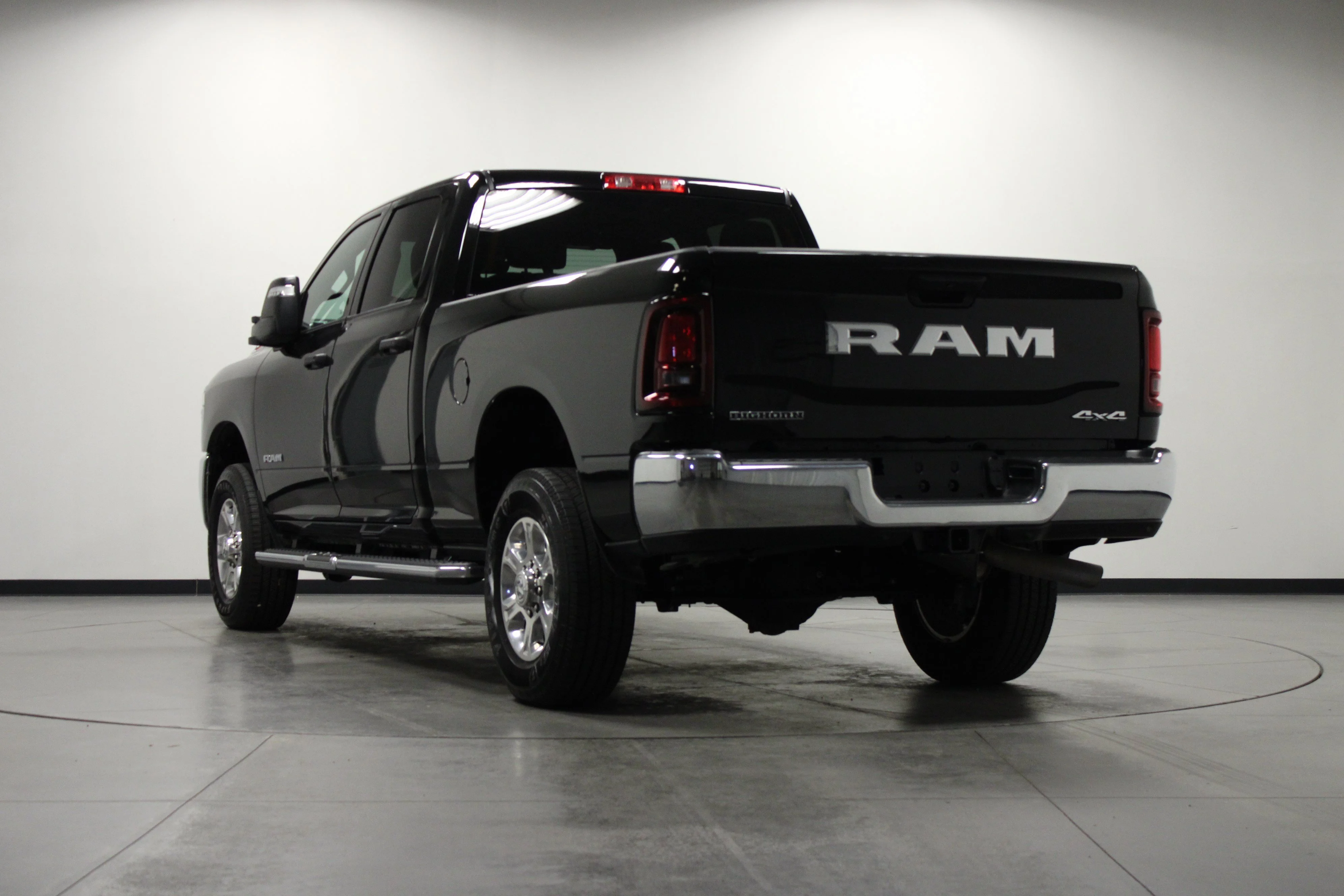Used 2026 Diamond Black Crystal Pearlcoat Ram Big Horn image 6