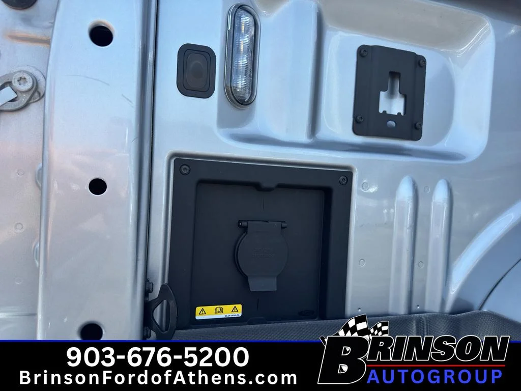 Used 2025 Iconic Silver Metallic Ford LARIAT image 11