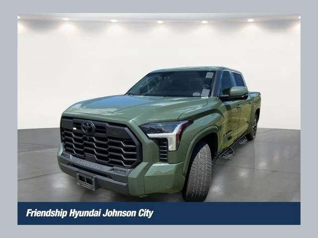 Used 2023 Green Toyota SR5 image 1