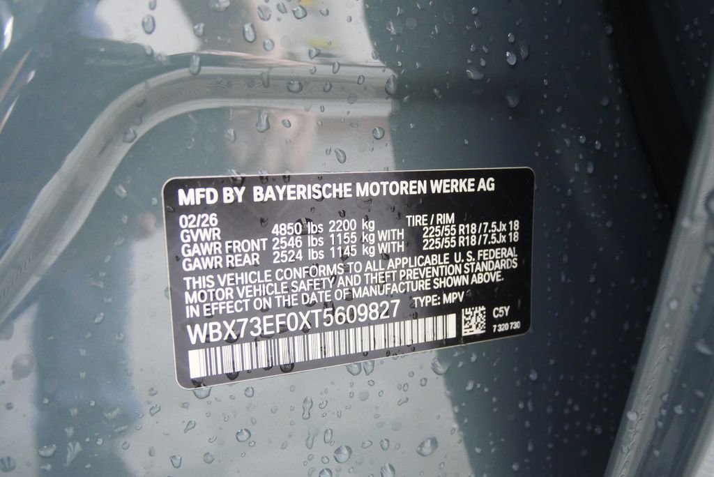 New 2026 Cape York Green Metallic BMW xDrive28i image 24