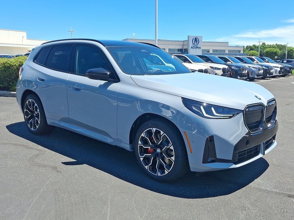 New 2026 Brooklyn Grey Metallic BMW M50 xDrive image 2