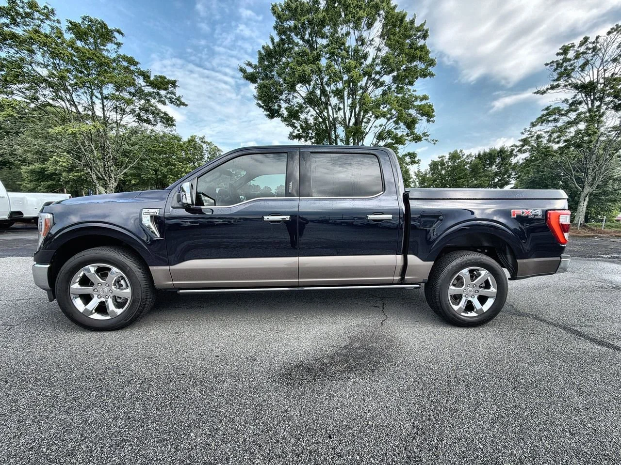 Used 2023 Blue Ford King Ranch image 5