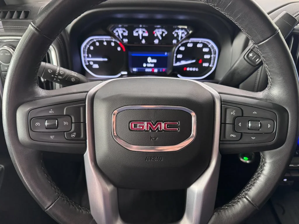 Certified Used 2022 Summit White GMC SLE image 15