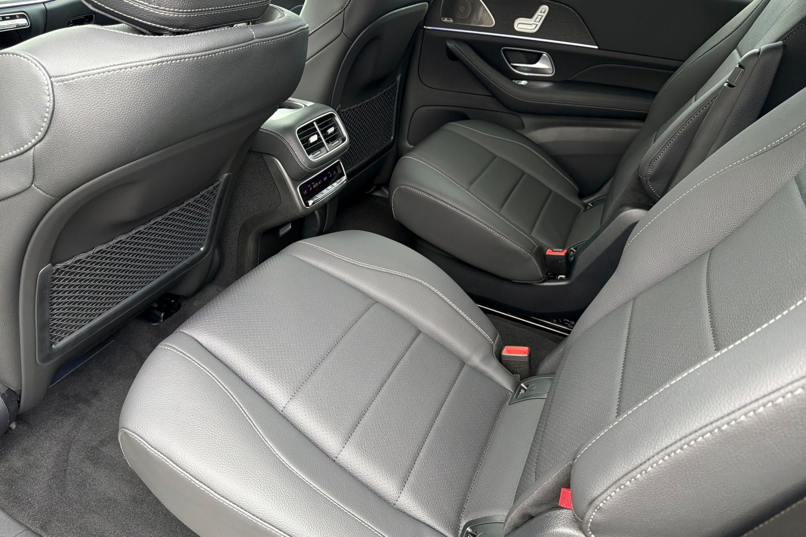 New 2026 Selenite Grey Metallic Mercedes-Benz GLS 450 image 11