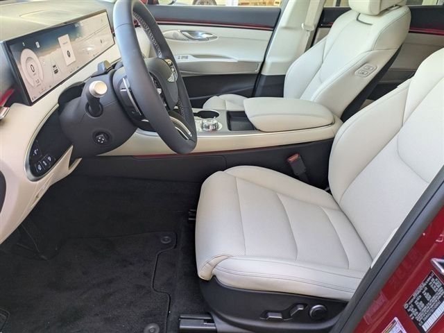 Used 2026 Red Genesis 2.5T Select image 11