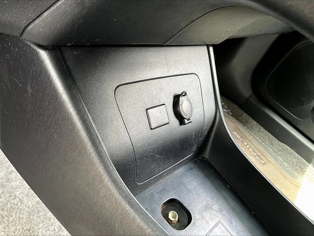 2015 Toyota Prius 15